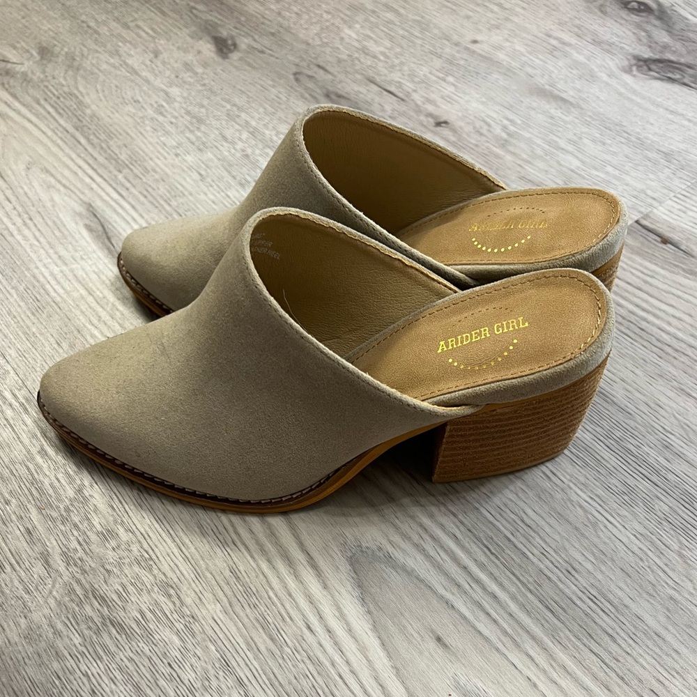 ARiderGirl Womens Heel Pointed Toe Slip-on Mule size 7 - Picture 4 of 7